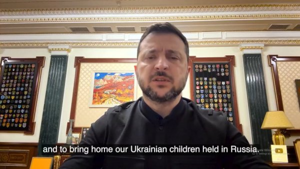 ЗЕЛЕНСКИ СЕ ХИТНО ОГЛАСИО: Ситуација је критична (ВИДЕО) ЗЕЛЕНСКИ СЕ ХИТНО ОГЛАСИО: Ситуација је критична (ВИДЕО)
