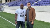 ЛЕГЕНДА ПРЕМИЈЕР ЛИГЕ У ПОСЕТИ ГРАФИЧАРУ: Одушевљен радом са талентима, сусрет о коме ће се причати ЛЕГЕНДА ПРЕМИЈЕР ЛИГЕ У ПОСЕТИ ГРАФИЧАРУ: Одушевљен радом са талентима, сусрет о коме ће се причати