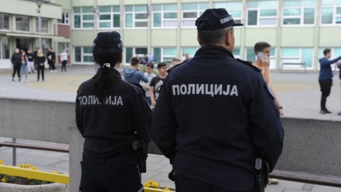 SVA DECA BEZBEDNA: Nekoliko škola na teritoriji PU Kraljevo dobilo poruke o postavljenoj bombi