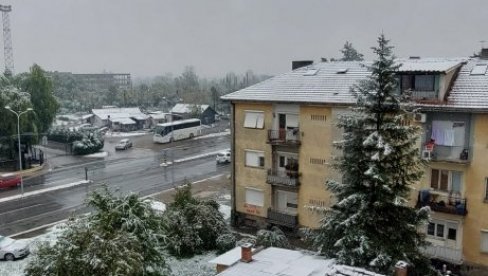 RHMZ IZDAO UPOZORENJE: Olujni vetar u većem delu Srbije - Evo kakvo će vreme biti za novogodišnju noć