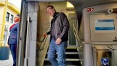 ЗА МАЊЕ ОД 70 МИНУТА: Брзи воз у ком је председник Вучић стигао из Београда у Суботицу (ВИДЕО) ЗА МАЊЕ ОД 70 МИНУТА: Брзи воз у ком је председник Вучић стигао из Београда у Суботицу (ВИДЕО)