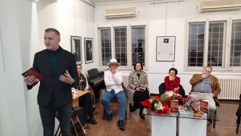 NOVO IZDANJE PARAĆINSKE BIBLIOTEKE: Na predstavljanju „Čarne“ brojni poštovaoci pisane reči (FOTO)