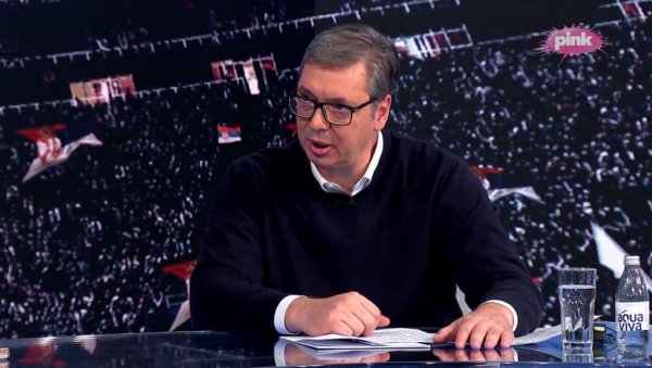 ВУЧИЋ РАЗОТКИРИО УЛОГУ РТС-А У ОБОЈЕНОЈ РЕВОЛУЦИЈИ: Шта је државна ТВ радила у емисији Ово је Србија