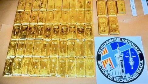 NOVAC OD DROGE PRALI ZLATOM NA KOSOVU: Zajedničkom akcijom francuske i italijanske policije raskrinkana velika kriminalna grupa NOVAC OD DROGE PRALI ZLATOM NA KOSOVU: Zajedničkom akcijom francuske i italijanske policije raskrinkana velika kriminalna grupa