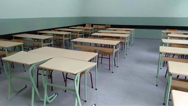 УЖАС У ХРВАТСКОЈ: Учитељица видела шта девојчица пише у свесци, па одмах обавестила надлежне органе