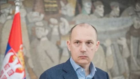 ZAHVALJUJUĆI PODRŠCI PREDSEDNIKA Lončar: 400 novih radnih mesta u zdravstvenom sistemu Srbije za naš narod na KiM ZAHVALJUJUĆI PODRŠCI PREDSEDNIKA Lončar: 400 novih radnih mesta u zdravstvenom sistemu Srbije za naš narod na KiM