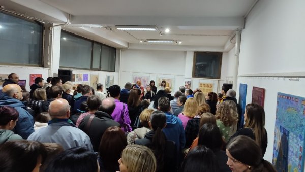ЛИКОВНА РАДИОНИЦА РАСАДНИК ТАЛЕНАТА: Велики успех Срне и Анастасије, пред њима је светла будућност у уметници