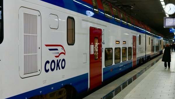 50.000 ПУТНИКА ПРОВЕЗЛО СЕ НОВОМ БРЗОМ ПРУГОМ ДО СУБОТИЦЕ: Председник открио детаље - Градићемо и до Ниша 50.000 ПУТНИКА ПРОВЕЗЛО СЕ НОВОМ БРЗОМ ПРУГОМ ДО СУБОТИЦЕ: Председник открио детаље - Градићемо и до Ниша