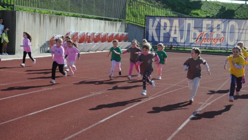 TRKA ZA SREĆNIJE DETINJSTVO: Tradicionalna humanitarno-sportska manifestacija u Kraljevu
