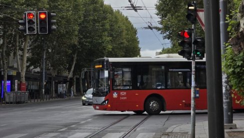 ZATVARA SE DEO JEDNOG BULEVARA U BEOGRADU: 12 linija gradskog prevoza menja trasu, a evo i kada ZATVARA SE DEO JEDNOG BULEVARA U BEOGRADU: 12 linija gradskog prevoza menja trasu, a evo i kada