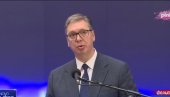 DECA ŽIVE SVOJE VIRTUELNE ŽIVOTE Vučić: Na žalost nema više redova na košarkaškim terenima (VIDEO) DECA ŽIVE SVOJE VIRTUELNE ŽIVOTE Vučić: Na žalost nema više redova na košarkaškim terenima (VIDEO)