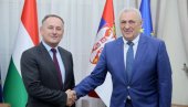 MINISTAR BALINT SE SASTAO SA AMBASADOROM MAĐARSKE: Nastavak saradnje i novi prijekti MINISTAR BALINT SE SASTAO SA AMBASADOROM MAĐARSKE: Nastavak saradnje i novi prijekti