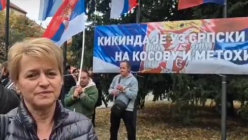 KIKINDA UZ SRBE NA KIM: Poruke sa skupa građana protiv blokada (VIDEO) KIKINDA UZ SRBE NA KIM: Poruke sa skupa građana protiv blokada (VIDEO)