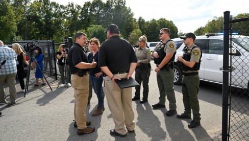 ЗВАНИЧНО НЕМА ПРЕЖИВЕЛИХ: Страховита експлозија у фабрици експлозива у Тенсију (ВИДЕО) ЗВАНИЧНО НЕМА ПРЕЖИВЕЛИХ: Страховита експлозија у фабрици експлозива у Тенсију (ВИДЕО)