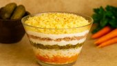 ПОСНА МИМОЗА САЛАТА: Слојевита, укусна и ефектна