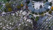 SAHRANJEN HALID BEŠLIĆ: Pogledajte kako je izgledao poslednji ispraćaj pevača iz vazduha (VIDEO)