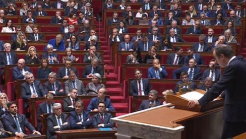 EKSPOZE ZA SUDBINU VLADE: Francuski premijer Sebastijan Lekorni predstavlja program rada EKSPOZE ZA SUDBINU VLADE: Francuski premijer Sebastijan Lekorni predstavlja program rada