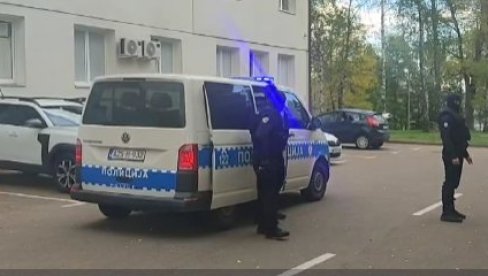 VELIKA AKCIJA POLICIJE U REPUBLICI SRPSKOJ: Pretresi na 11 lokacija, uhapšeno sedam lica (VIDEO) VELIKA AKCIJA POLICIJE U REPUBLICI SRPSKOJ: Pretresi na 11 lokacija, uhapšeno sedam lica (VIDEO)