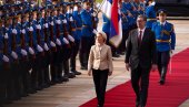 У ТОКУ ТЕТ-А-ТЕТ САСТАНАК ВУЧИЋА И ФОН ДЕР ЛАЈЕН: Председници Европске комисије приређен свечани дочек испред Палате Србија (ВИДЕО)
