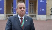 СТУДЕНТКИЊА ПОТВРДИЛА ДА ЈЕ ЛАЖ ДА ЈУ ЈЕ ПОЛИЦИЈА ТУКЛА Дачић: То је спремано да се Србија представи ЕУ као земља тортуре (ФОТО)