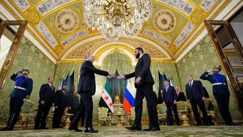 PUTIN I EL ŠARA RAZGOVARALI O RUSKIM VOJNIM BAZAMA Lavrov: ”O svemu je razgovarano” PUTIN I EL ŠARA RAZGOVARALI O RUSKIM VOJNIM BAZAMA Lavrov: ”O svemu je razgovarano”