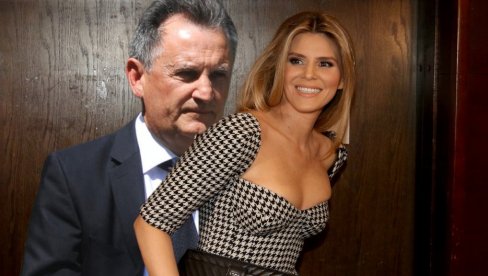 ЈА МЛАДОЖЕЊА? Топлица Спасојевић се огласио после повезивања са Мелином: Информација нема никакве везе са истином ЈА МЛАДОЖЕЊА? Топлица Спасојевић се огласио после повезивања са Мелином: Информација нема никакве везе са истином