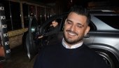 БРАТЕ, БЕЖИ ОД ТОГА! Погледајте шта сада вози Дарко Лазић (ФОТО)