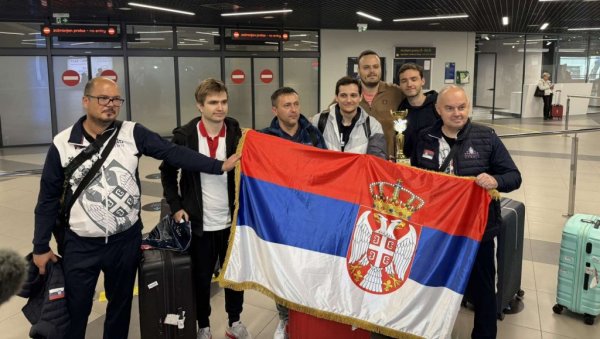 БРАВО ЗА СРПСКЕ ШАХИСТЕ! Бронзани са Европског првенства стигли у Београд БРАВО ЗА СРПСКЕ ШАХИСТЕ! Бронзани са Европског првенства стигли у Београд