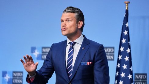 HEGSETOV AVIO POČEO DA GUBI VISINU: Ovo je razlog za prinudno sletanje američkog ministra odbrane HEGSETOV AVIO POČEO DA GUBI VISINU: Ovo je razlog za prinudno sletanje američkog ministra odbrane