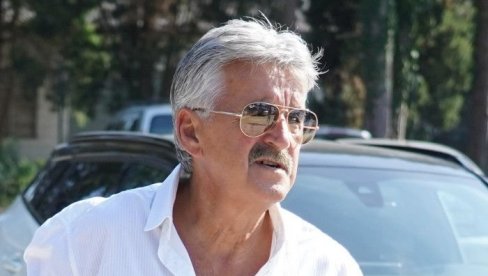 BOSANAC POSTAJE DEDA? Šuška se da je njegova ćerka DŽidža u drugom stanju BOSANAC POSTAJE DEDA? Šuška se da je njegova ćerka DŽidža u drugom stanju