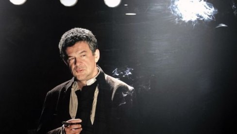 PRVA ULOGA NEBOJŠE GLOGOVCA: Evo kako je karijeru započeo legendarni glumac kome slava nije bila važna i koji je tvrdio da loši đaci menjaju PRVA ULOGA NEBOJŠE GLOGOVCA: Evo kako je karijeru započeo legendarni glumac kome slava nije bila važna i koji je tvrdio da loši đaci menjaju