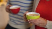 PIJETE KAFU NA PRAZAN STOMAK? Stručnjaci kažu da ova navika nosi savkodnevne posledice