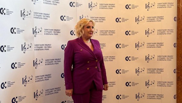 ИСПУСТИЛА САМ СВЕ ИЗ РУКУ КАДА САМ ЧУЛА: Снежану Ђуришић је дотукла његова смрт (ФОТО) ИСПУСТИЛА САМ СВЕ ИЗ РУКУ КАДА САМ ЧУЛА: Снежану Ђуришић је дотукла његова смрт (ФОТО)