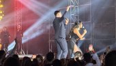 TRENUTAK KOJI JE ZAUSTAVIO VREME: Tanja Savić i Nermin Handžić zapevali, pa nastao najemotivniji momenat večeri u Skenderiji (FOTO)
