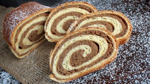 STARINSKI RECEPT KOJI SVAKA KUĆA MORA DA IMA: Ovo je najbolja štrudla sa orasima koju ćete ikad probati STARINSKI RECEPT KOJI SVAKA KUĆA MORA DA IMA: Ovo je najbolja štrudla sa orasima koju ćete ikad probati