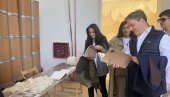 Министар Селаковић посетио српски павиљон на Бијеналу архитектуре у Венецији (ФОТО)