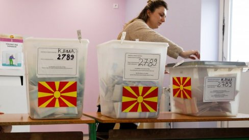 STIGLI PRELIMINARNI REZULTATI: U drugom krugu lokalnih izbora u Severnoj Makedoniji vodi VMRO-DPMNE STIGLI PRELIMINARNI REZULTATI: U drugom krugu lokalnih izbora u Severnoj Makedoniji vodi VMRO-DPMNE