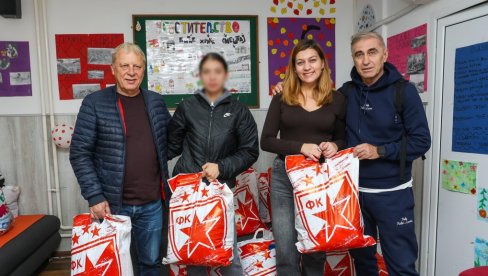 ЗВЕЗДА ЗА ДЕЦУ ИЗ СВРАТИШТА: Ево шта су фудбалери црвено-белих и запослени на Маракани урадили за најугроженије малишане ЗВЕЗДА ЗА ДЕЦУ ИЗ СВРАТИШТА: Ево шта су фудбалери црвено-белих и запослени на Маракани урадили за најугроженије малишане