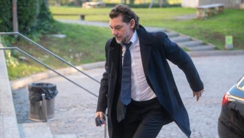 BIO ZAJEDNO SA OCEM KADA SE SVE DESILO: Ovo je naslednik modnog carstva osumnjičen za ubistvo BIO ZAJEDNO SA OCEM KADA SE SVE DESILO: Ovo je naslednik modnog carstva osumnjičen za ubistvo