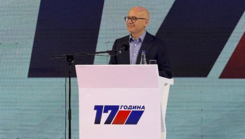 VUČEVIĆ U ZRENJANINU: Da nije bilo SNS uz predsednika države, od Srbije ne bi ostao kamen na kamenu VUČEVIĆ U ZRENJANINU: Da nije bilo SNS uz predsednika države, od Srbije ne bi ostao kamen na kamenu