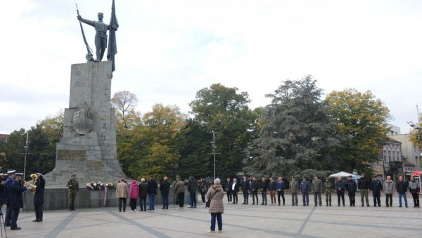 У ЧАСТ СРПСКИМ ЈУНАЦИМА: Краљевчани обележили Дан ослобођења у Првом светском рату У ЧАСТ СРПСКИМ ЈУНАЦИМА: Краљевчани обележили Дан ослобођења у Првом светском рату