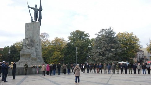 У ЧАСТ СРПСКИМ ЈУНАЦИМА: Краљевчани обележили Дан ослобођења у Првом светском рату У ЧАСТ СРПСКИМ ЈУНАЦИМА: Краљевчани обележили Дан ослобођења у Првом светском рату