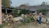 „Градска чистоћа“ и хуманитарна Фондација „Заједно за осмех“ помогле породици Младеновић из Борче