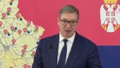 СРБИЈА СЕ ВРАЋА СВОЈИМ КОРЕНИМА: Вучић на потписивању 4.000 уговора за средства за куповину сеоских кућа (ВИДЕО)