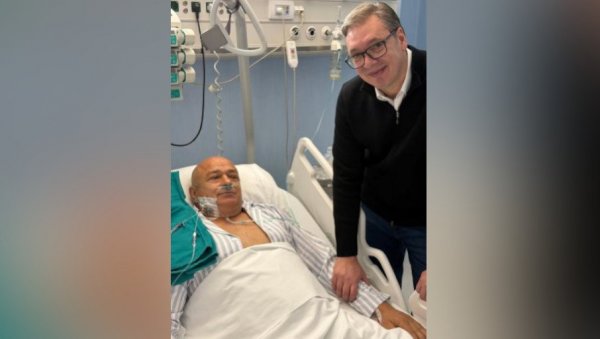 ВУЧИЋ ОБИШАО МИЛАНА КОГ ЈЕ УПУЦАО БЛОКАДЕР: Метак је примио након што је нападача питао: Треба ли Вам нешто, господине? ВУЧИЋ ОБИШАО МИЛАНА КОГ ЈЕ УПУЦАО БЛОКАДЕР: Метак је примио након што је нападача питао: Треба ли Вам нешто, господине?