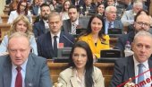 PRED NIŠANOM MRŽNJE (VIDEO) PRED NIŠANOM MRŽNJE (VIDEO)