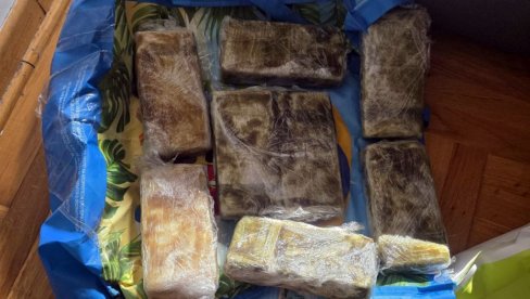 PAOOPASAN NARKODILER: Zaplenjeno 5,5 kilograma heroina u Beogradu (FOTO) PAOOPASAN NARKODILER: Zaplenjeno 5,5 kilograma heroina u Beogradu (FOTO)