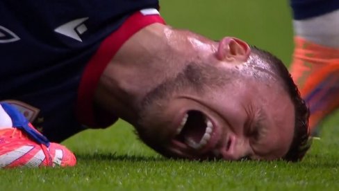 ŠOK NA MARAKANI! Evo u kakvom stanju je Marko Arnautović posle meča Braga - Crvena zvezda (VIDEO) ŠOK NA MARAKANI! Evo u kakvom stanju je Marko Arnautović posle meča Braga - Crvena zvezda (VIDEO)