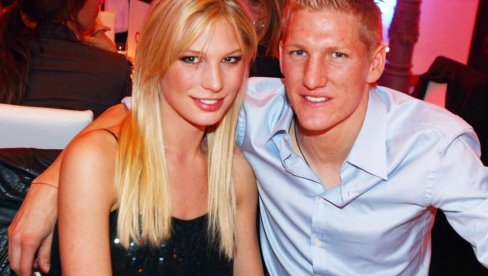 BASTIJAN JU JE OSTAVIO ZBOG ANE I CELA NEMAČKA JE BILA OČAJNA: Sara sada ima novog dečka, bogataša i uživa u životu! (FOTO)