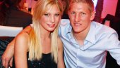 BASTIJAN JU JE OSTAVIO ZBOG ANE I CELA NEMAČKA JE BILA OČAJNA: Sara sada ima novog dečka, bogataša i uživa u životu! (FOTO)